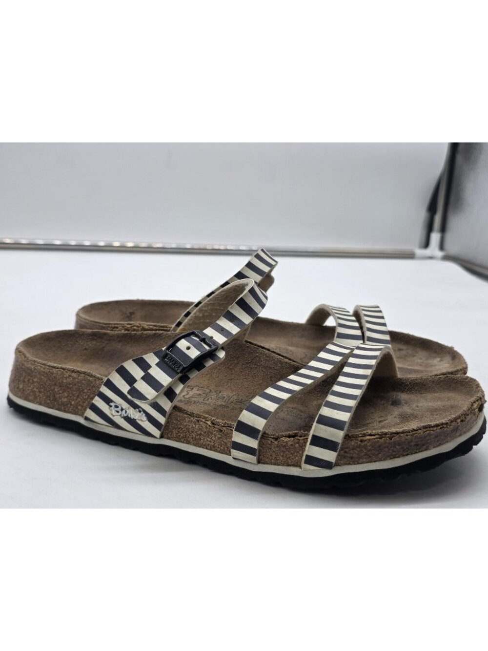 Birkis Sandals Womens Size 8 Black Strappy Stripe Cork Footbed Damage Shoes